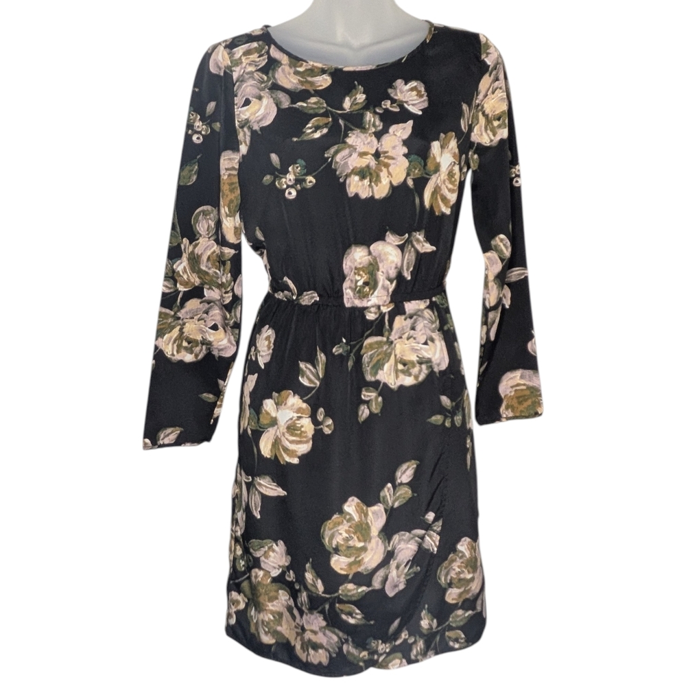 Black Floral Long-Sleeve Waist-Defined Dress
